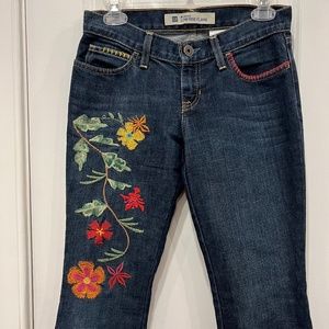 Vintage GAP Low Rise Flare Floral Embroidered Jeans
